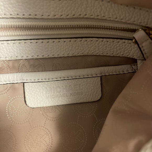 Michael kor leather ombré pink fuchsia/magenta tote. MK - Picture 7 of 9